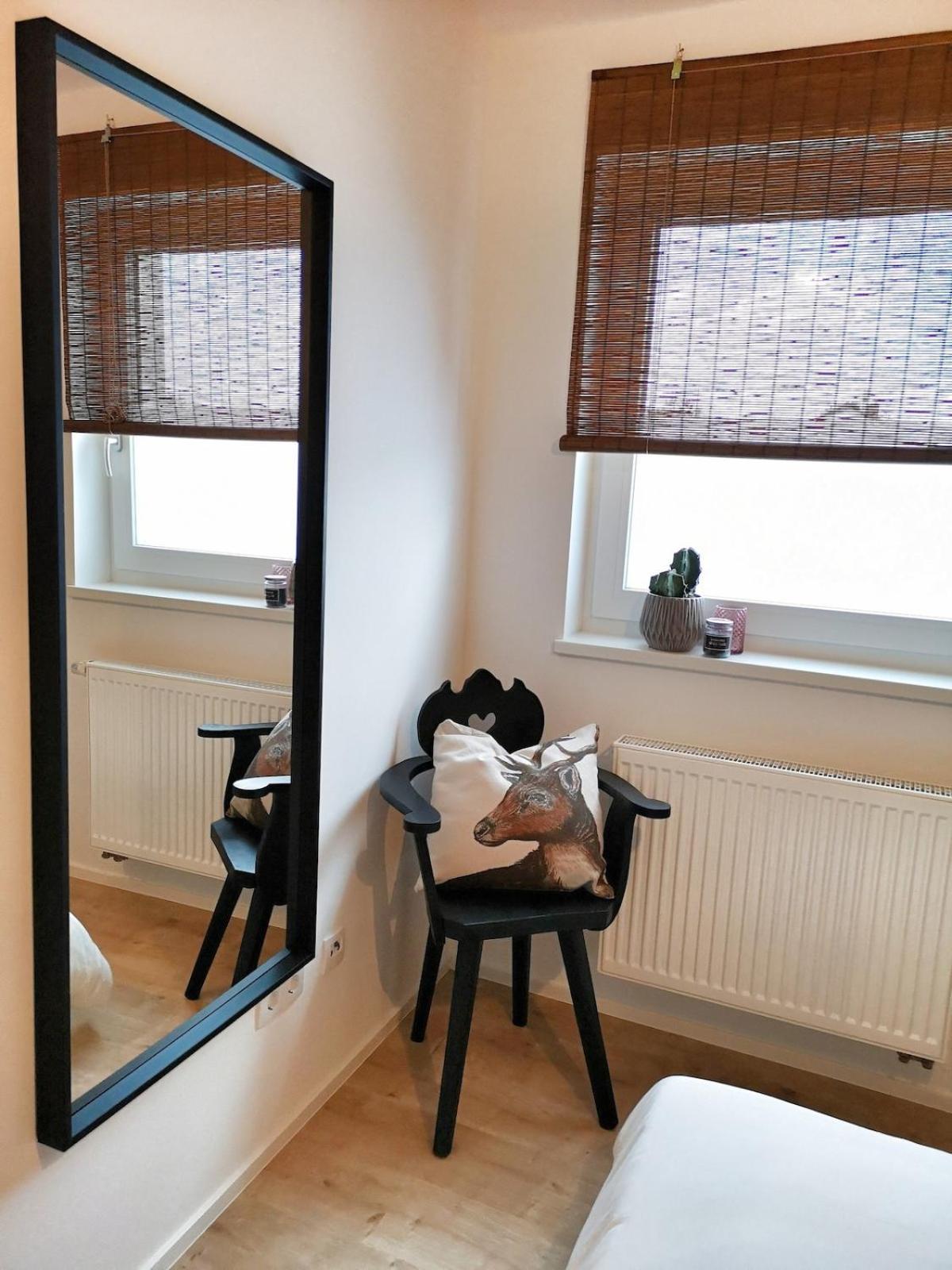 NUMMER EiNS Neuötting Exterior foto